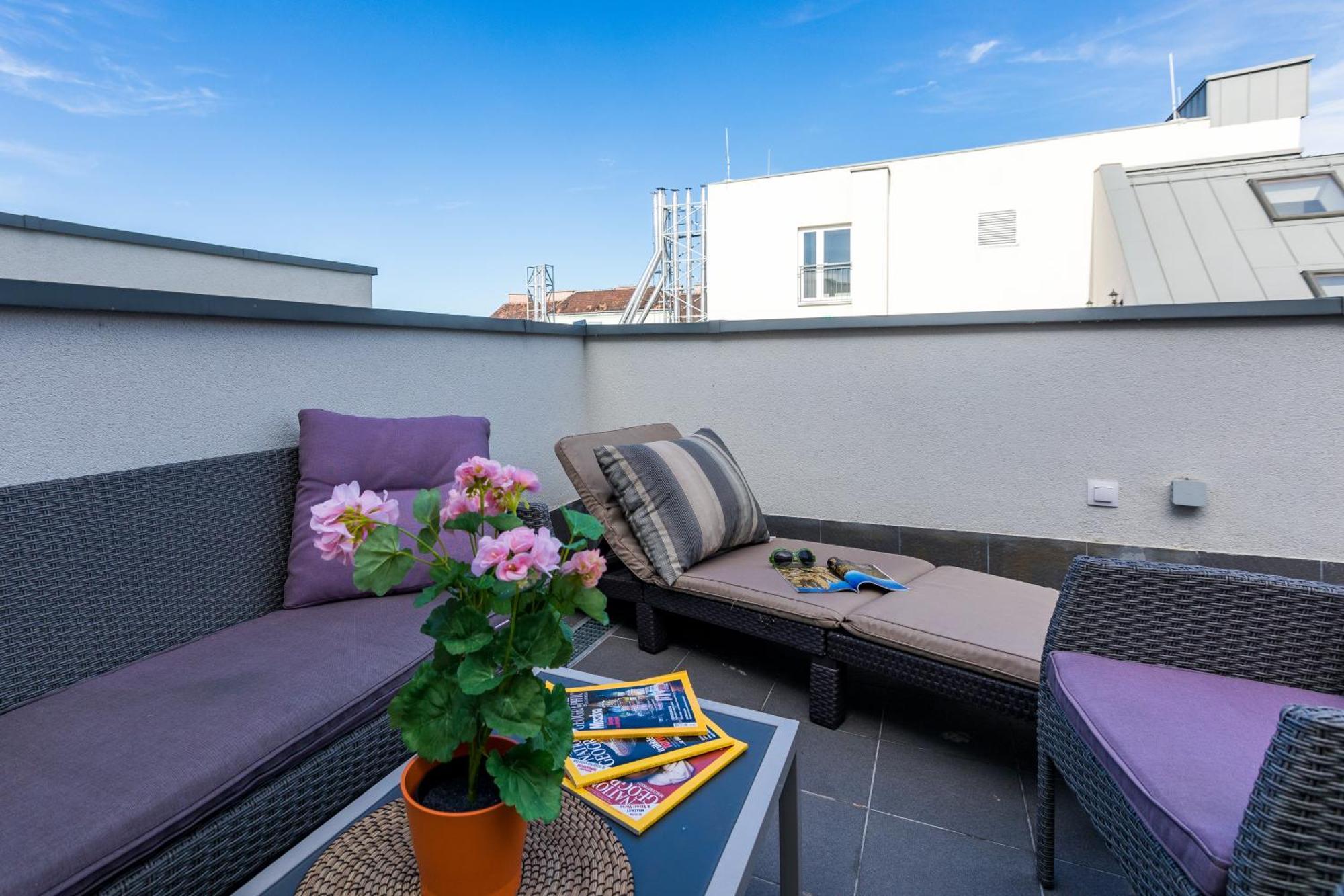 Corvin By Vagabond Apartment *