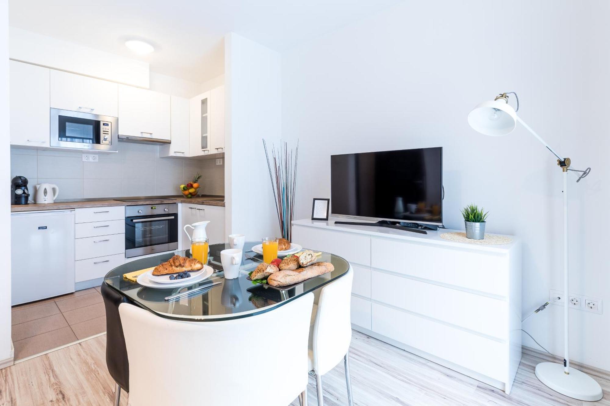 Corvin By Vagabond Apartment *